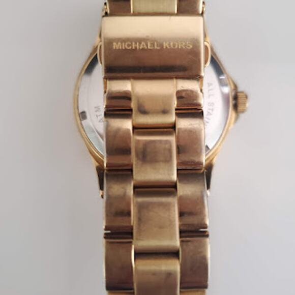 Michael Kors Women's Watch MK5174 41mm Gold Tone Mother of Pearl Dial with Date - Picture 8 of 10